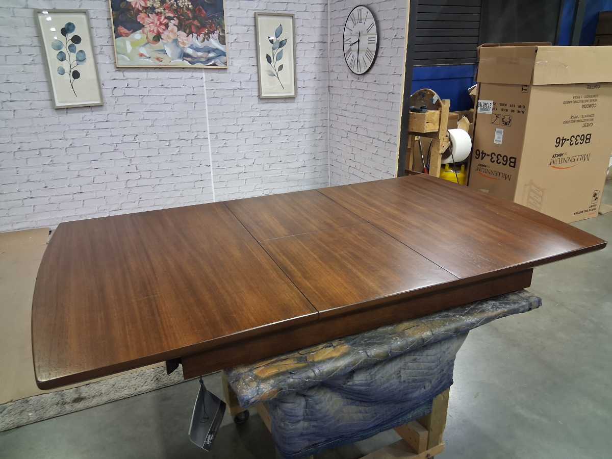 Lyncott Dining Extension Table - Gallery Image 8